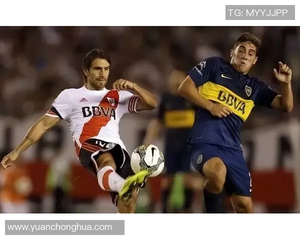 足球现役球星技术短板与竞技状态分析及改进空间探讨